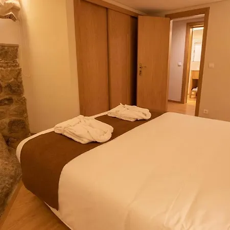 Nyaraló Casas Da Penha *